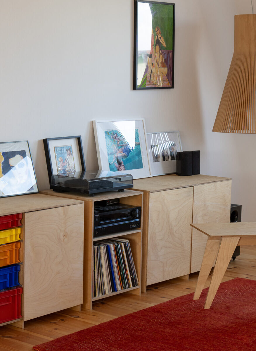 24-01 Sideboard